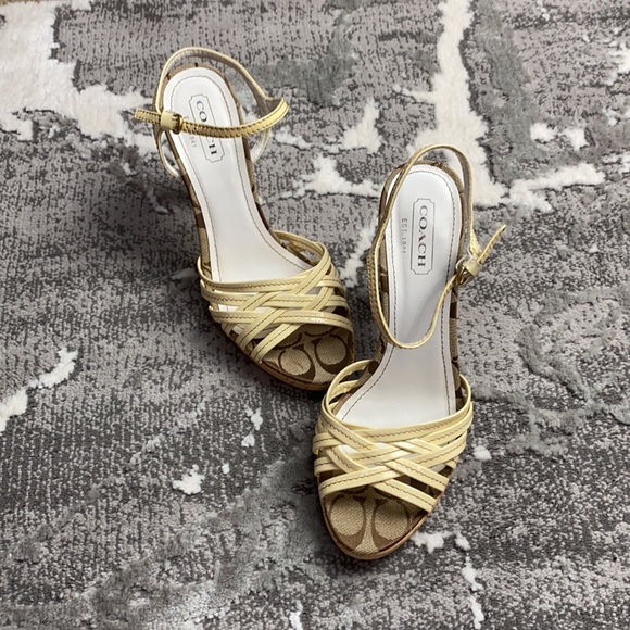 COACH SHOES SIZE 8 - Picture 2 of 14